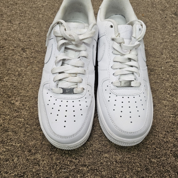 Air force 1 size 8 - Picture 3 of 6